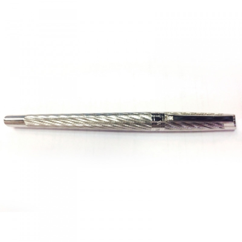 Harry Winston fountain pen, 18K white gold Harry Winston fountain pen, 18K white gold