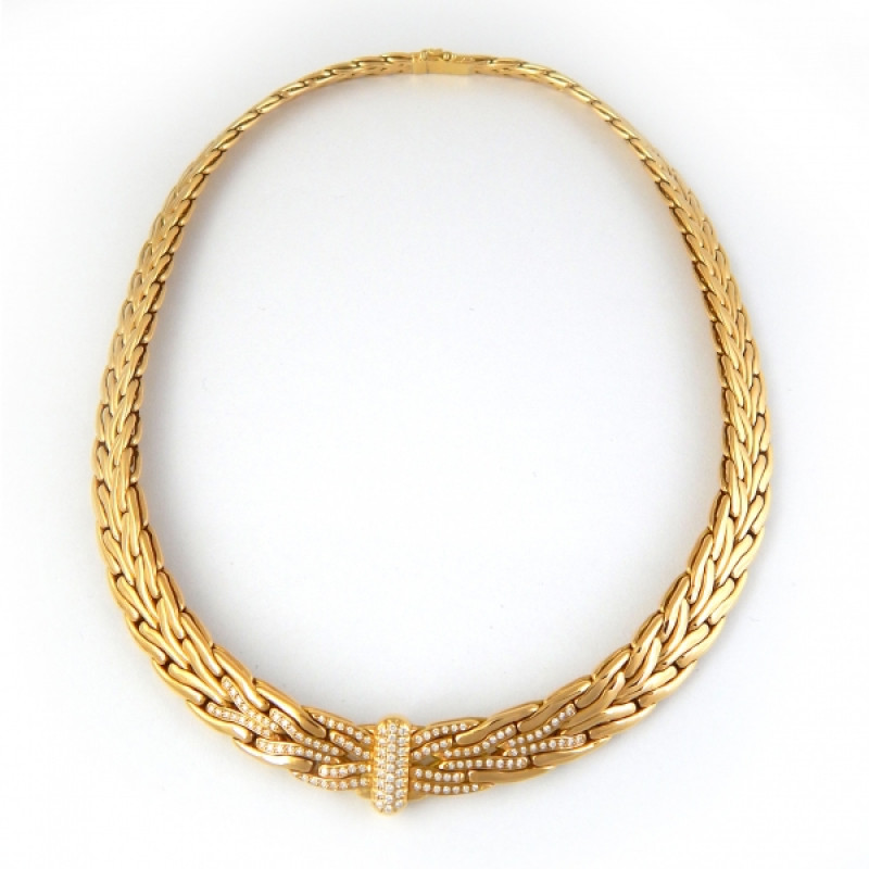 Patek Philippe necklace and earring set, yellow gold, diamonds Patek Philippe necklace and earring set, yellow gold, diamonds