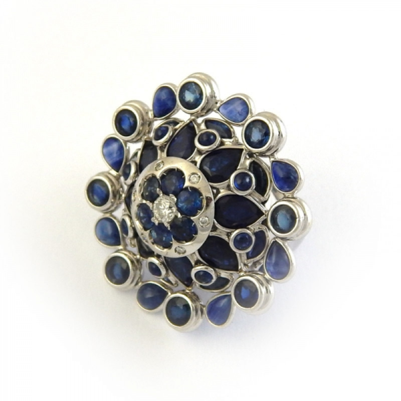 Zancan set, white gold, sapphires, diamonds Zancan set, white gold, sapphires, diamonds