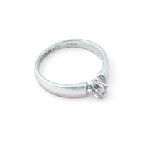 Tiffany & Co 750 white gold ring with diamond Tiffany & Co 750 white gold ring with diamond