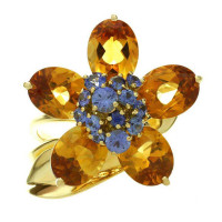 Van Cleef & Arpels Hawaii ring, yellow gold, sapphires, citrines Van Cleef & Arpels Hawaii ring, yellow gold, sapphires, citrines