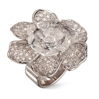 Ring Carrera y Carrera Gardenias, white gold, diamonds, crystal
