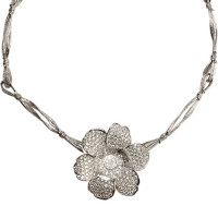 Necklace Carrera y Carrera Gardenias, white gold, diamond, quartz Necklace Carrera y Carrera Gardenias, white gold, diamond, quartz