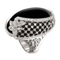 Ring Carrera y Carrera Sierpes, white gold, diamonds, onyx Ring Carrera y Carrera Sierpes, white gold, diamonds, onyx