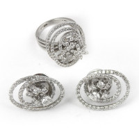 Crivelli set, white gold, diamonds Crivelli set, white gold, diamonds