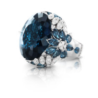 Ring Pasquale Bruni Ghirlanda, white gold, topaz, diamonds Ring Pasquale Bruni Ghirlanda, white gold, topaz, diamonds