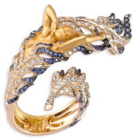 Ring Magerit Hechizo Odette, yellow gold, diamonds, sapphires Ring Magerit Hechizo Odette, yellow gold, diamonds, sapphires