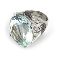 Crivelli ring, 750 white gold, diamonds, topaz