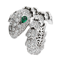 Bvlgari Serpenti ring, white gold, diamonds, emeralds Bvlgari Serpenti ring, white gold, diamonds, emeralds