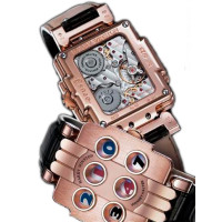 Harry Winston schaut sich Opus Drei an Harry Winston schaut sich Opus Drei an