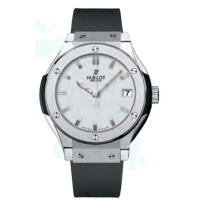 Hublot-Uhren Quarz 33 Hublot-Uhren Quarz 33