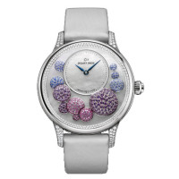 Jaquet Droz schaut sich The Heure Celeste an Jaquet Droz schaut sich The Heure Celeste an