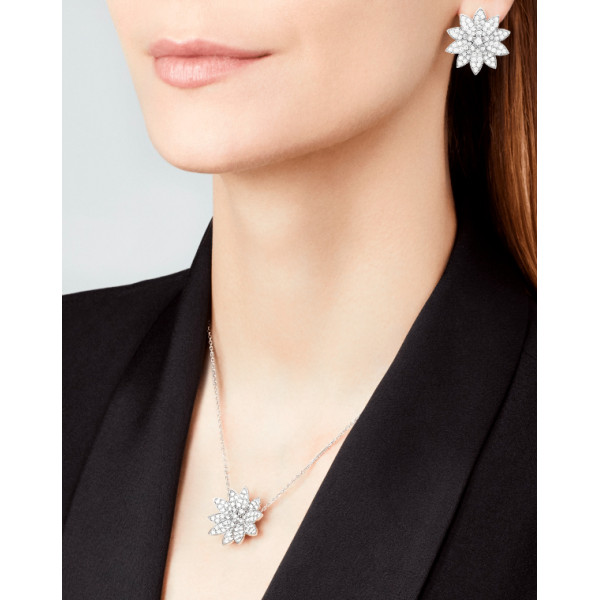 Van Cleef & Arpels Lotus earrings, white gold, diamonds Van Cleef & Arpels Lotus earrings, white gold, diamonds