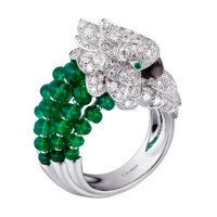 Cartier Les Oiseaux Libérés Parrot ring, white gold, diamonds, emeralds Cartier Les Oiseaux Libérés Parrot ring, white gold, diamonds, emeralds