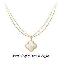 Van Cleef & Arpels Magic Alhambra necklace, yellow gold, mother of pearl Van Cleef & Arpels Magic Alhambra necklace, yellow gold, mother of pearl